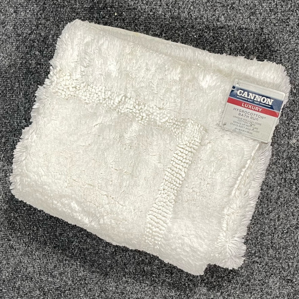 Vintage NWT CAANON Luxury White 100% Cotton Bath Rut